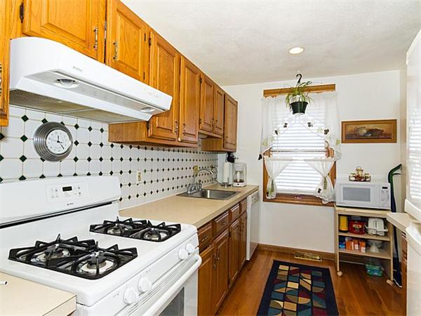 57 Victory Road, Unit 1 Boston, MA 02122 - Photo 13 of 18 Gallery Image 13