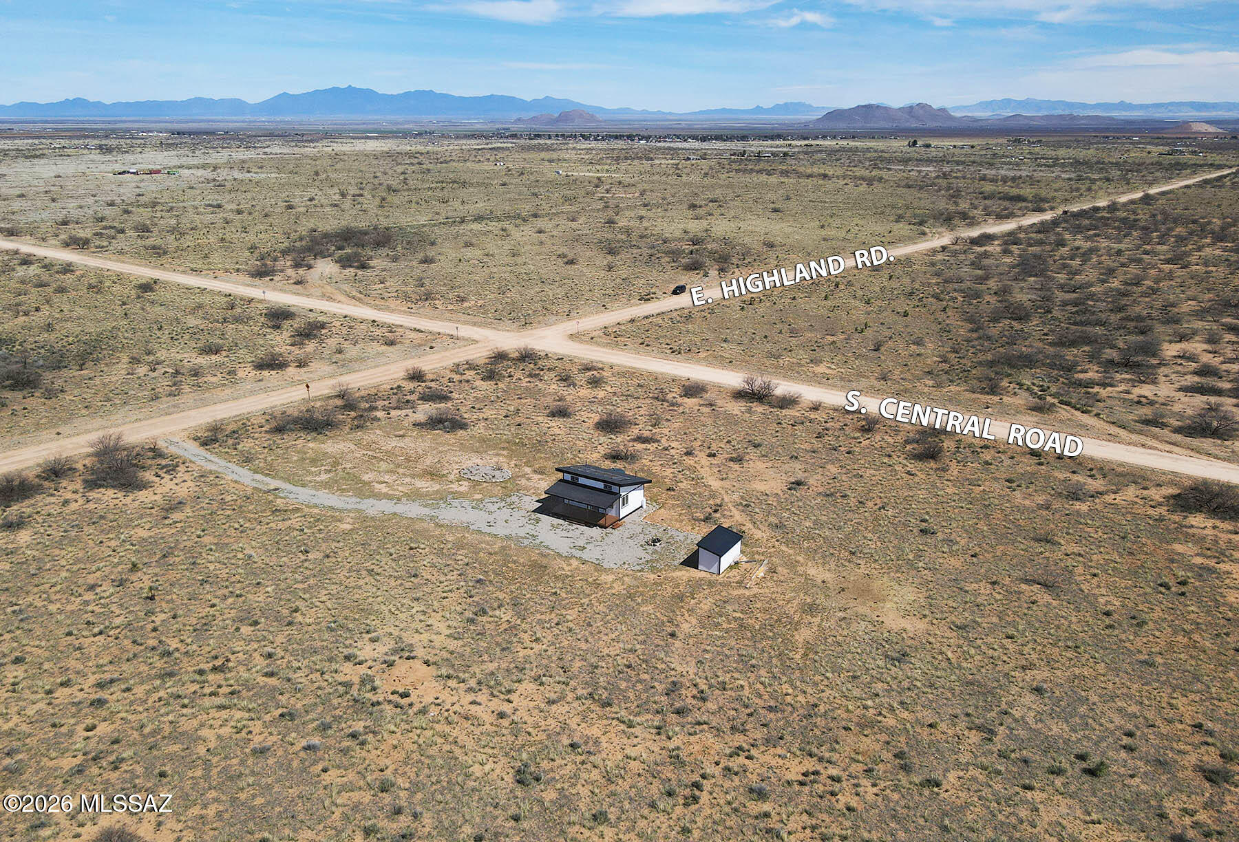 206 East Highland Road Pearce, AZ 85625 - Photo 27 of 28