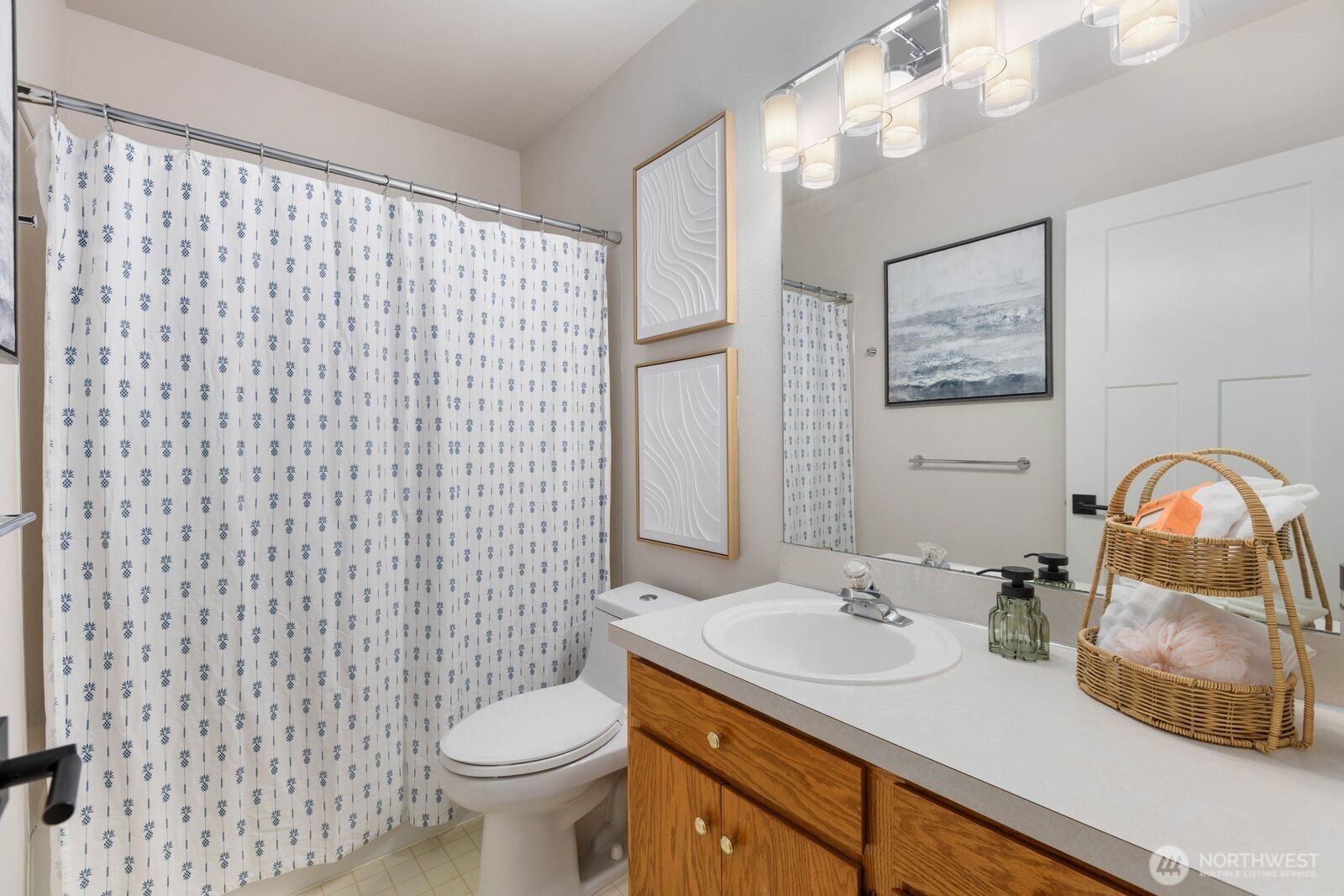 10920 Northeast 189th Street Bothell, WA 98011 - Photo 31 of 40 Gallery Image 31