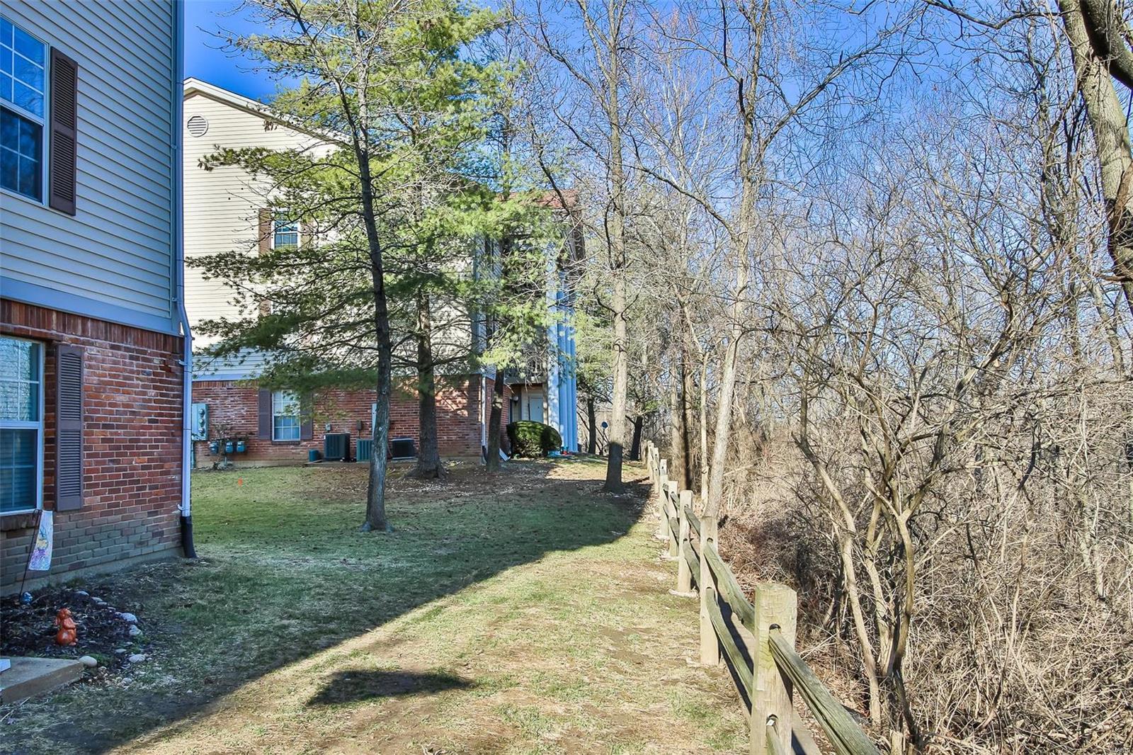 741 Ridgeside Drive, Unit E Ballwin, MO 63021 - Photo 17 of 19 Gallery Image 17