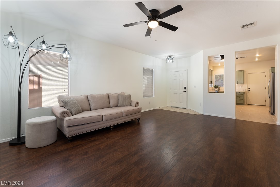 1832 Mountain Ranch Avenue Henderson, NV 89012 - Photo 12 of 28