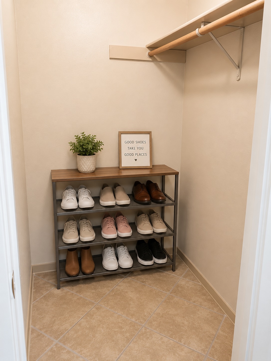 2110 Rio Grande Street, Unit 204 Austin, TX 78705 - Photo 12 of 15 Large coat closet off the hallway *Furniture is virtually staged