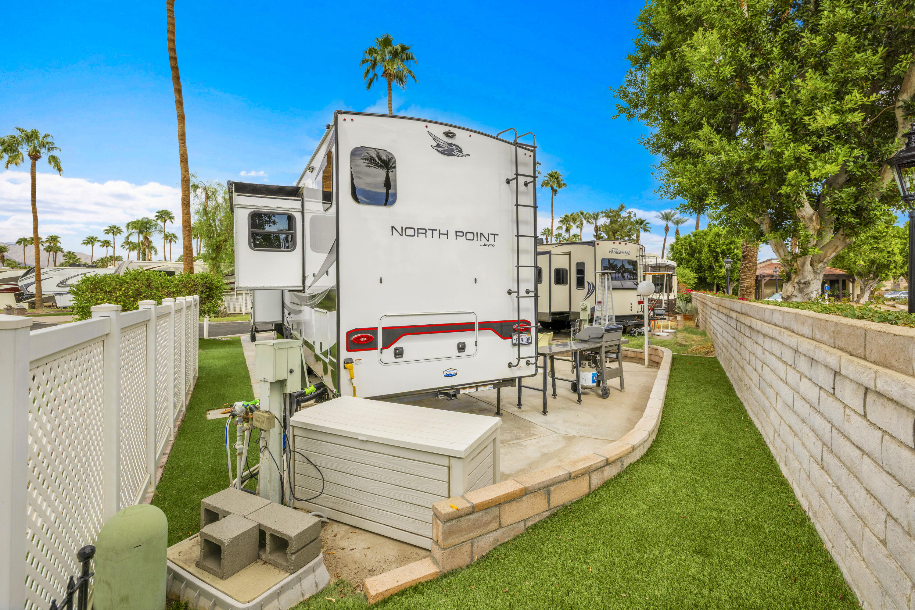 69411 Ramon Road, Unit 8 Cathedral City, CA 92234 - Photo 13 of 14 a view of building with swimming pool