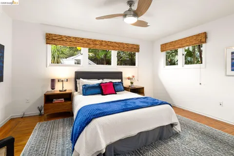 $1,398,000 | 10 Burdeck Court, Oakland, CA 94602