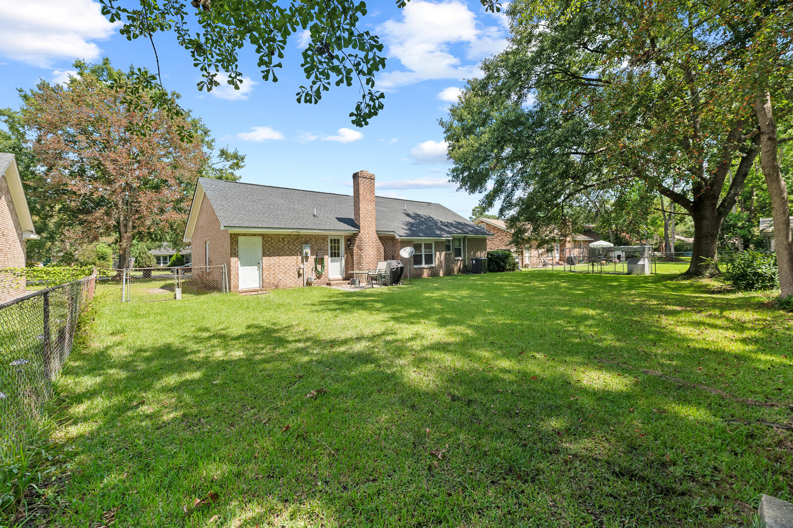 812 Beauregard Road Summerville, SC 29486 - Photo 12 of 14 812 Beauregard Rd 18 of 22