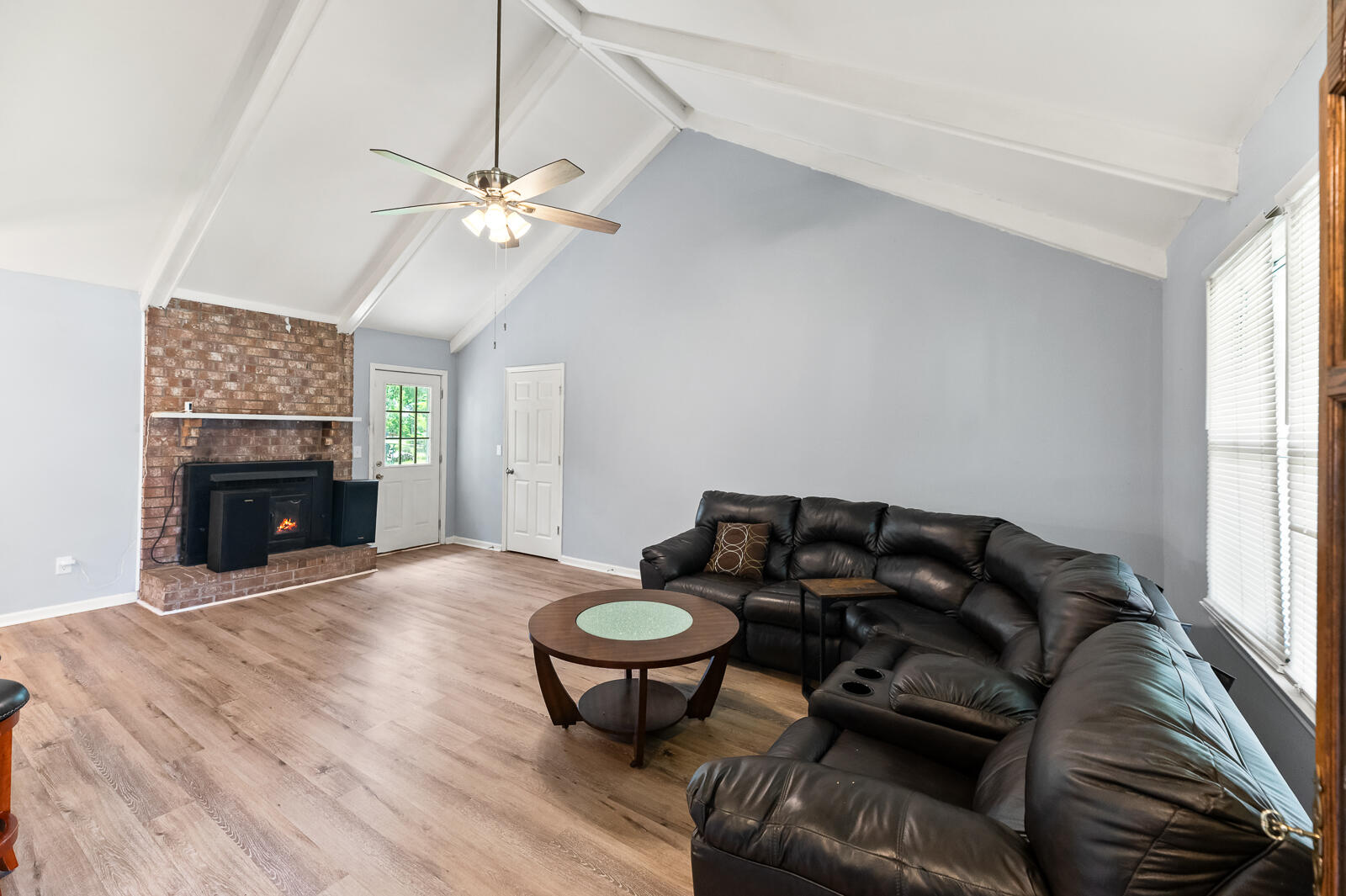 812 Beauregard Road Summerville, SC 29486 - Photo 2 of 14 812 Beauregard Rd 2 of 22 - Copy (2)