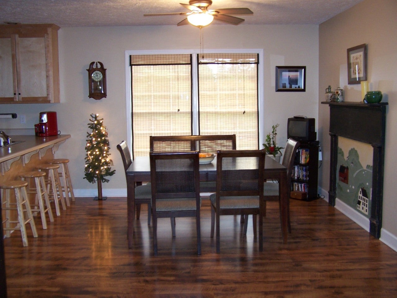 235 Gardner Road Frankford, WV 24938 - Photo 8 of 18 Dining Area
