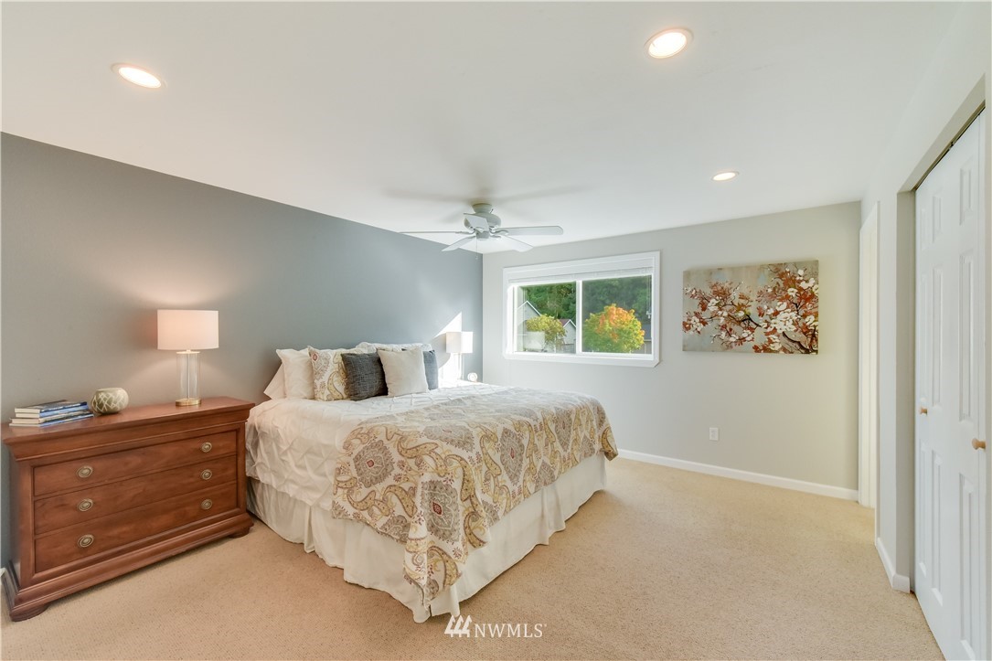 2206 Northeast 23rd Street Renton, WA 98056 - Photo 13 of 22 Gallery Image 13