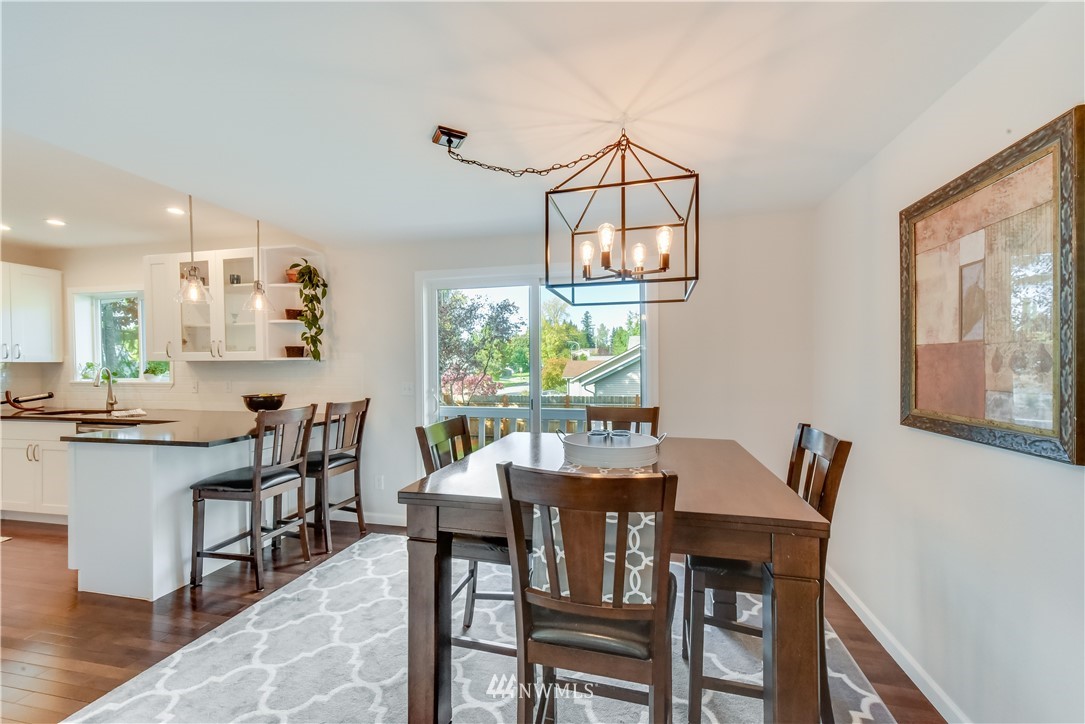 2206 Northeast 23rd Street Renton, WA 98056 - Photo 5 of 22 Gallery Image 5