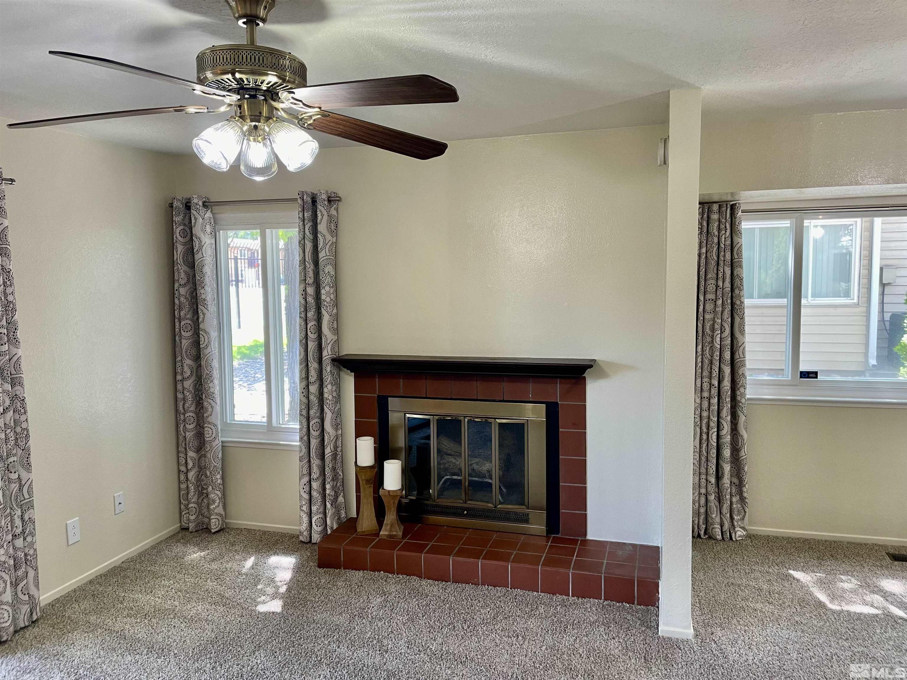 2382 Roundhouse Road Sparks, NV 89431 - Photo 10 of 26 Photo 10