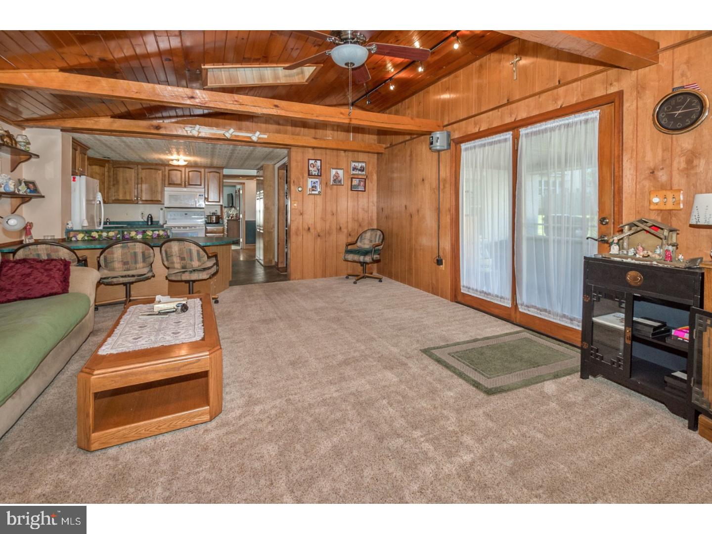 614 West Orvilla Road Hatfield, PA 19440 - Photo 11 of 25 Family Room