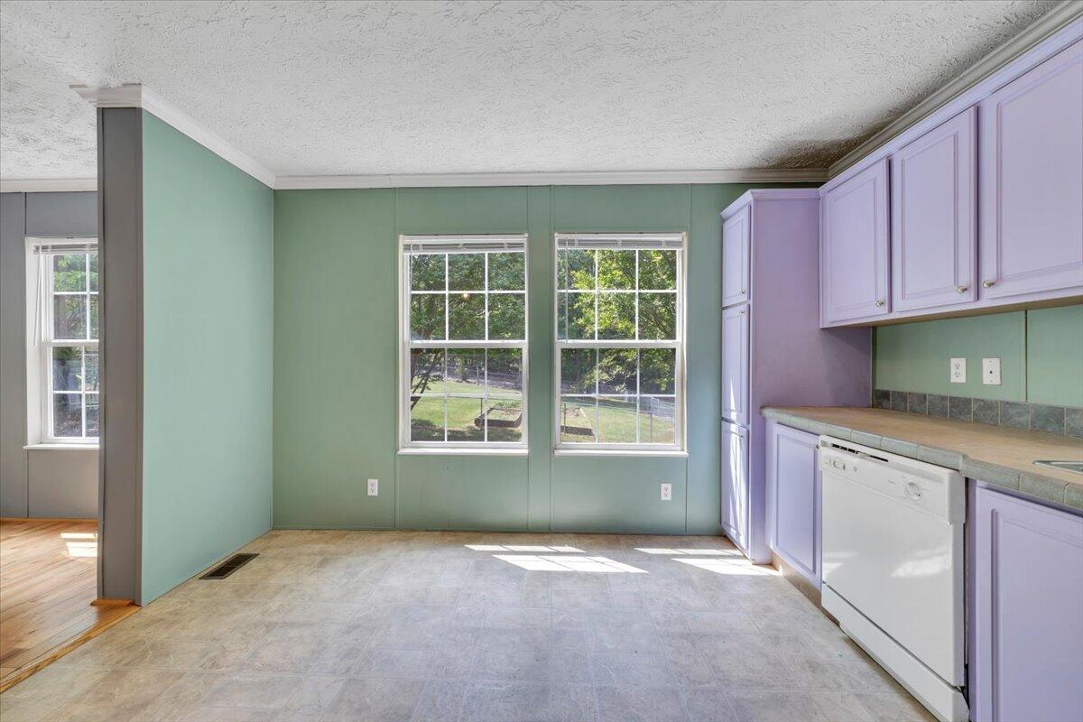 223 Taylor Tyree Road Rocky Mount, VA 24151 - Photo 12 of 40 12-MIB07935