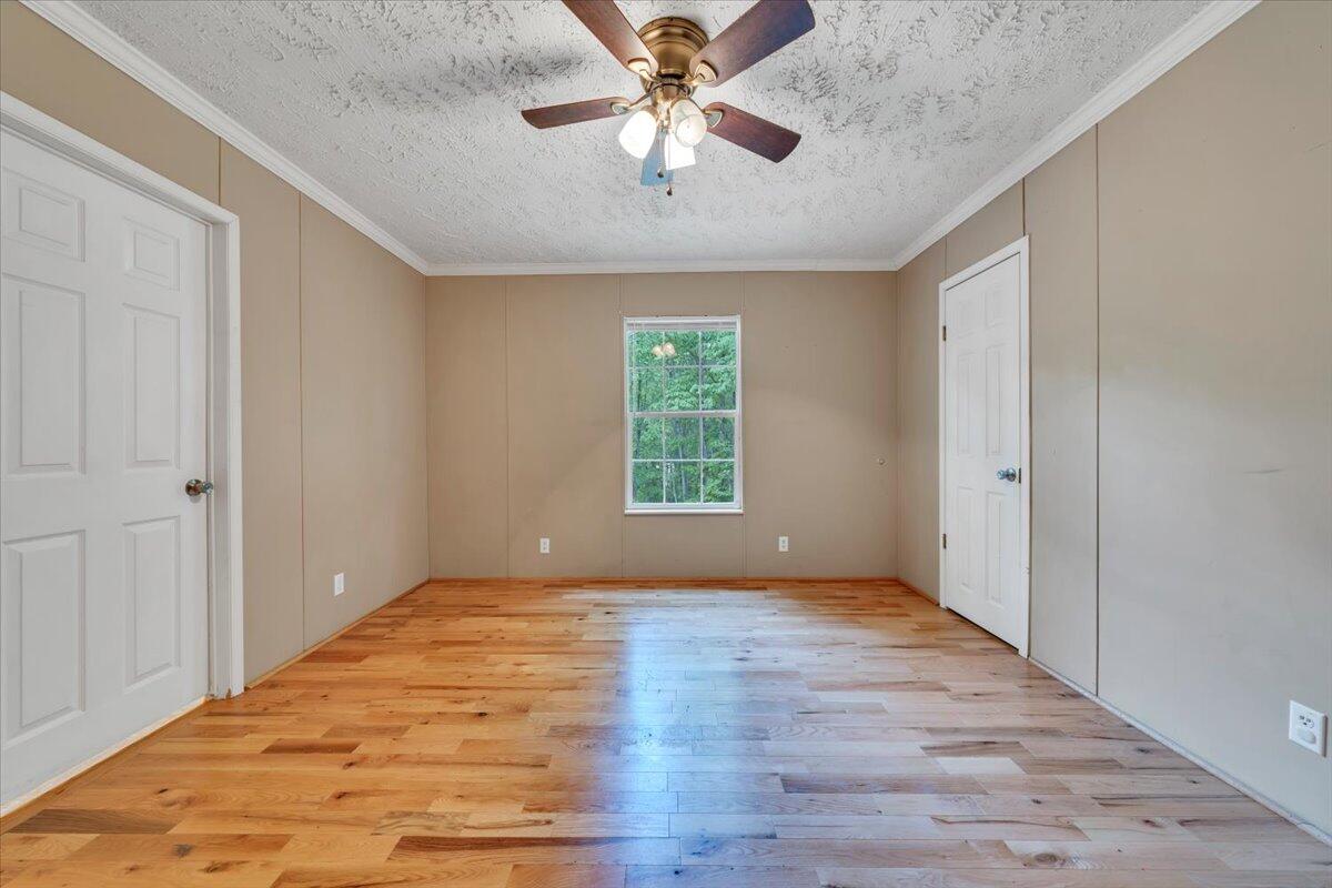 223 Taylor Tyree Road Rocky Mount, VA 24151 - Photo 17 of 40 17-MIB07956