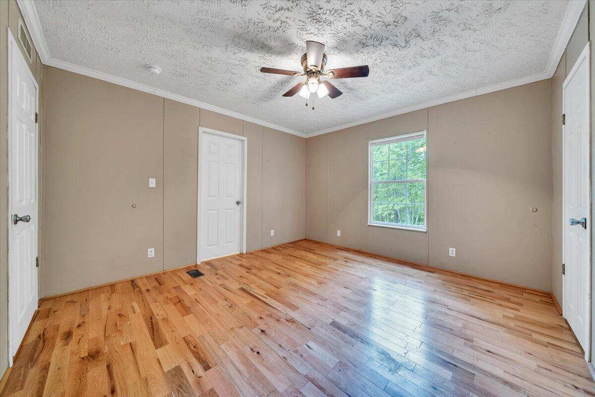 223 Taylor Tyree Road Rocky Mount, VA 24151 - Photo 18 of 40 18-MIB07959