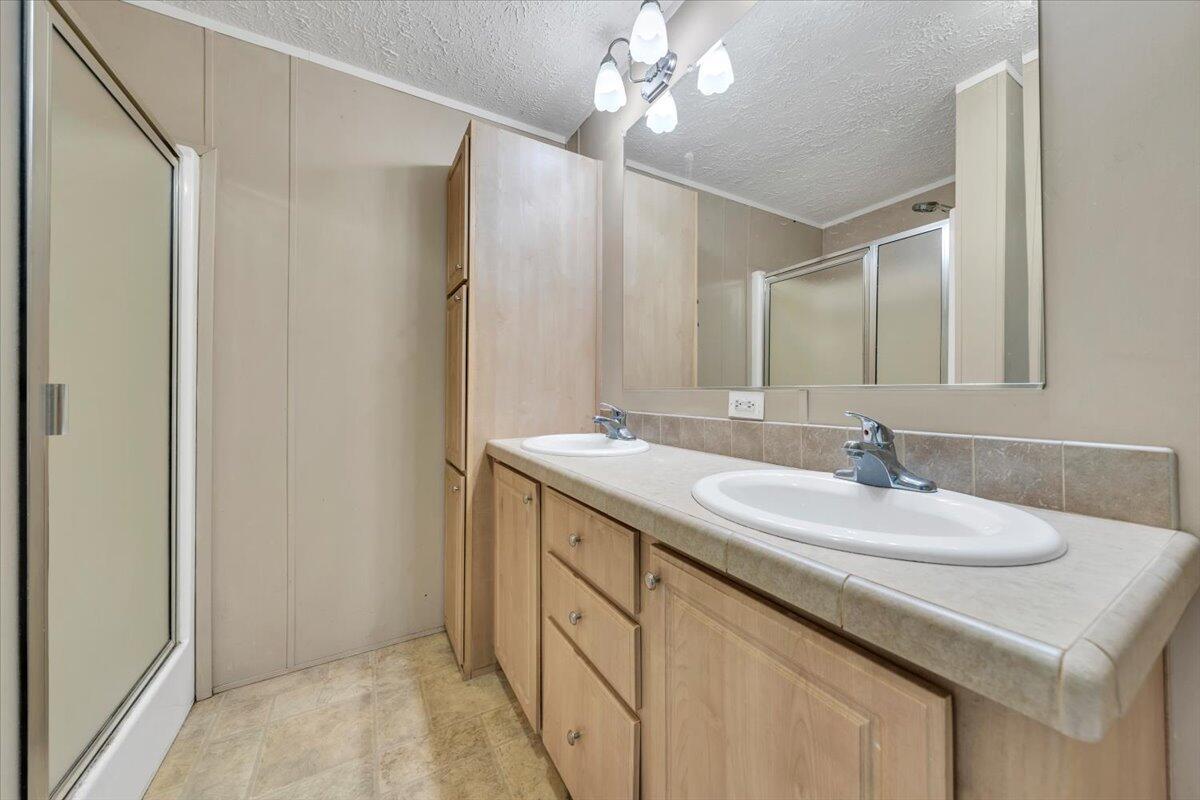 223 Taylor Tyree Road Rocky Mount, VA 24151 - Photo 20 of 40 20-MIB07971