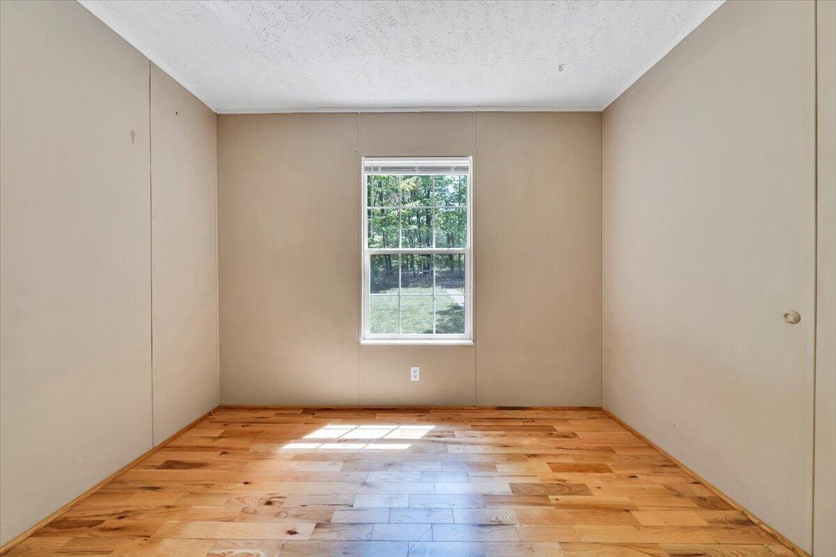 223 Taylor Tyree Road Rocky Mount, VA 24151 - Photo 26 of 40 26-MIB07947