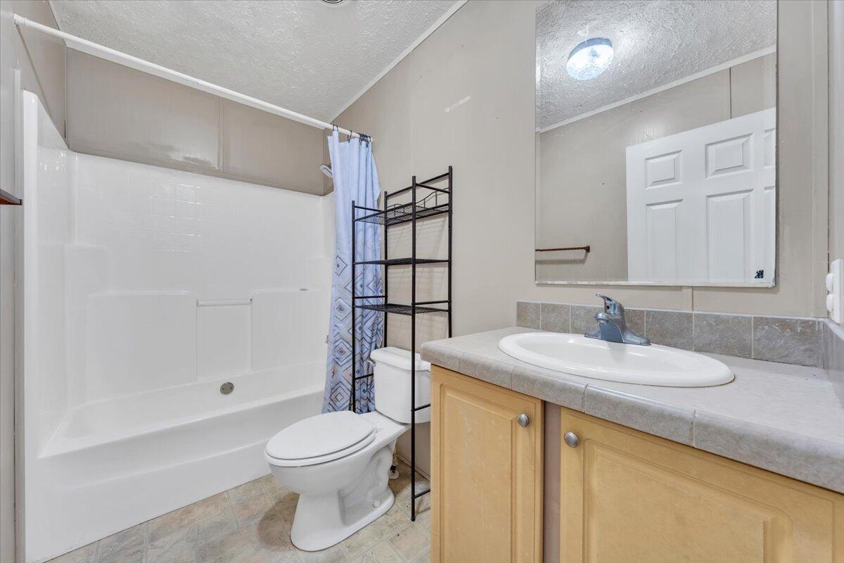 223 Taylor Tyree Road Rocky Mount, VA 24151 - Photo 28 of 40 28-MIB07977