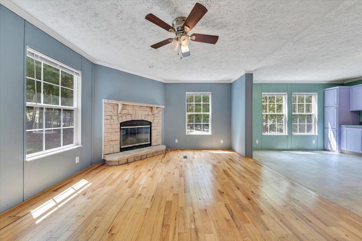 223 Taylor Tyree Road Rocky Mount, VA 24151 - Photo 4 of 40 04-MIB07911