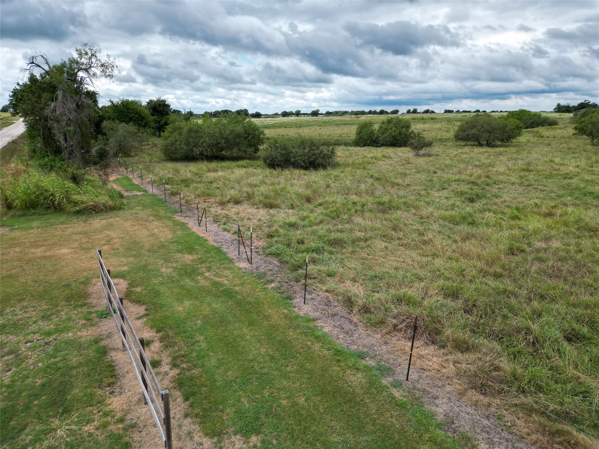 0 Fm 956 Schulenburg, TX 78956 - Photo 9 of 32 a view of an outdoor space and a yard