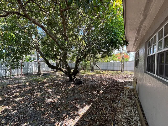 $585,000 | Biscayne Gardens, Miami, FL 33167