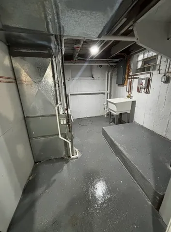 $300,000 | 10030 South Luella Avenue, Chicago, IL 60617