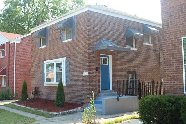 $300,000 | 10030 South Luella Avenue, Chicago, IL 60617