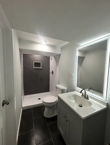 $300,000 | 10030 South Luella Avenue, Chicago, IL 60617