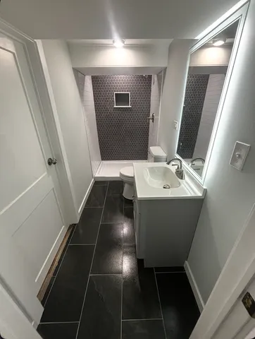 $300,000 | 10030 South Luella Avenue, Chicago, IL 60617