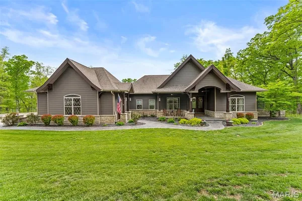 $975,000 | 24 Kniess Court, Troy, MO 63379