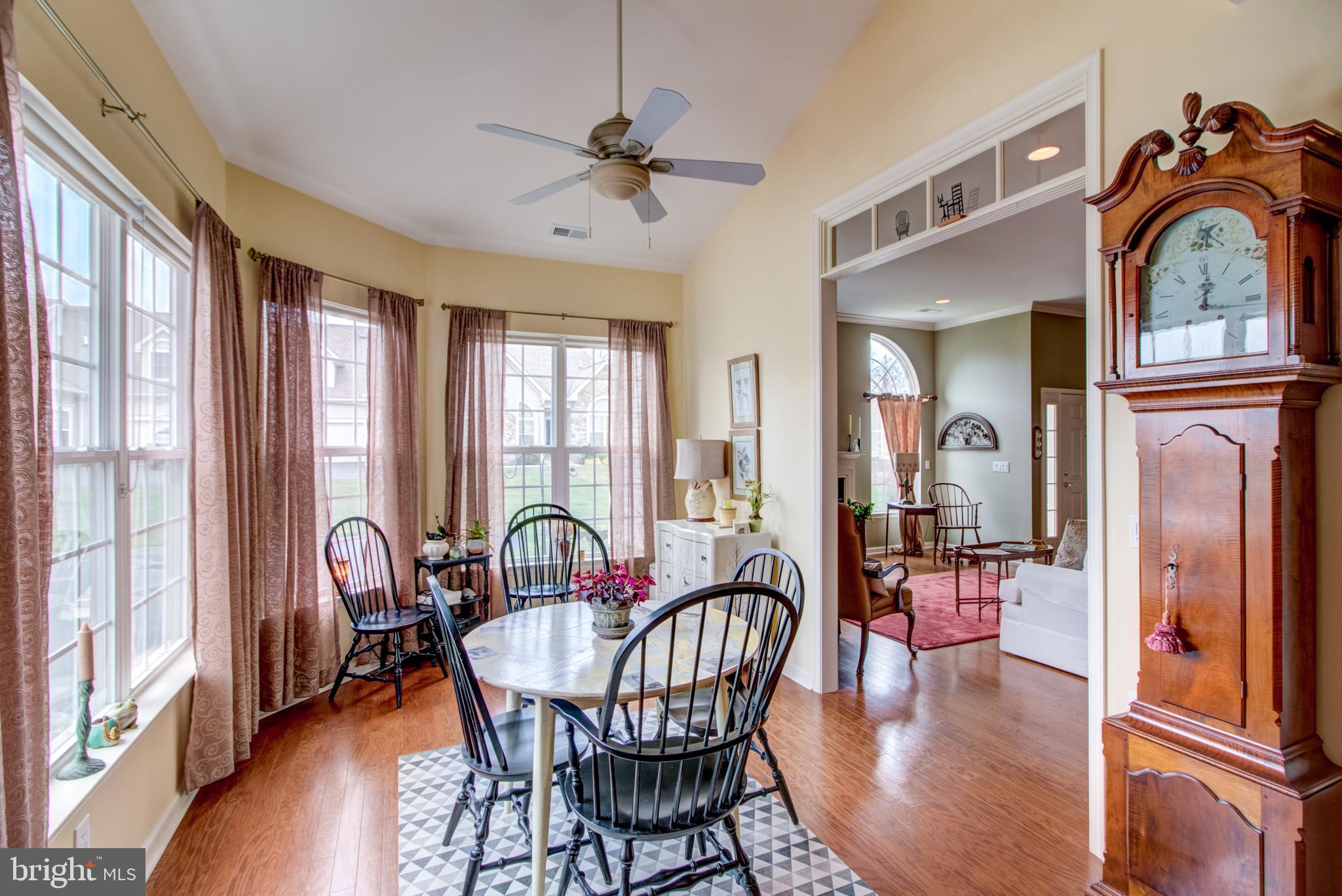 302 Willow Drive Newtown, PA 18940 - Photo 13 of 46 Breakfast Room