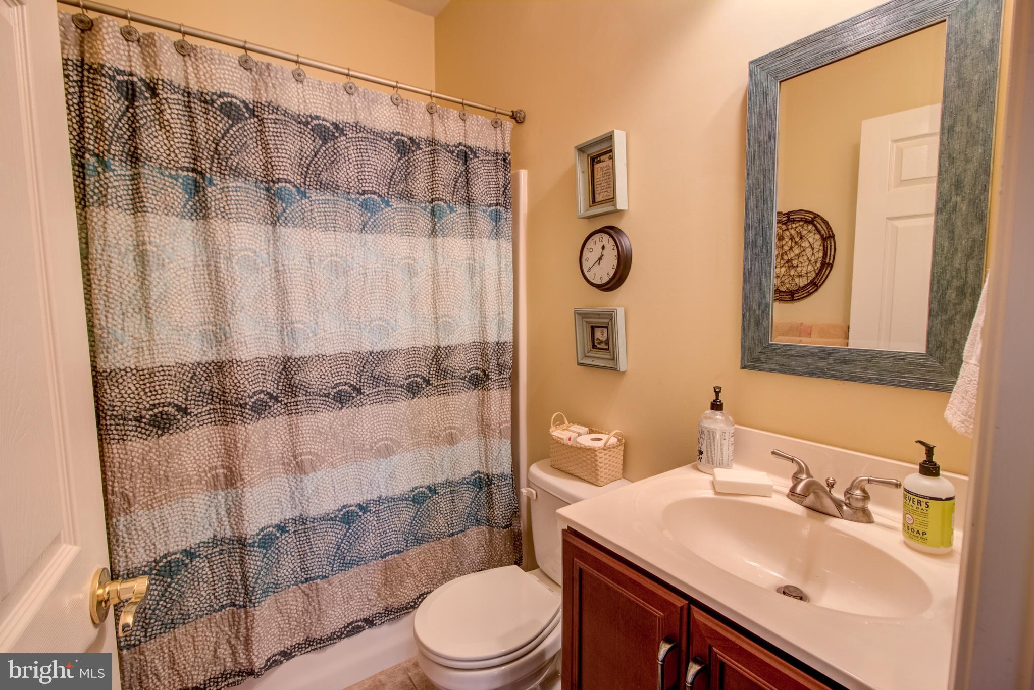 302 Willow Drive Newtown, PA 18940 - Photo 22 of 46 1st floor hall bath