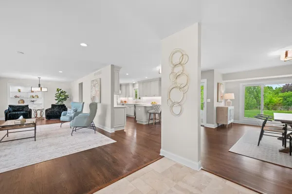 $869,900 | 850 North Janacek Road, Brookfield, WI 53045