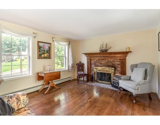 195 Robbs Hill Road Lunenburg, MA 01462 - Photo 10 of 30 Gallery Image 10