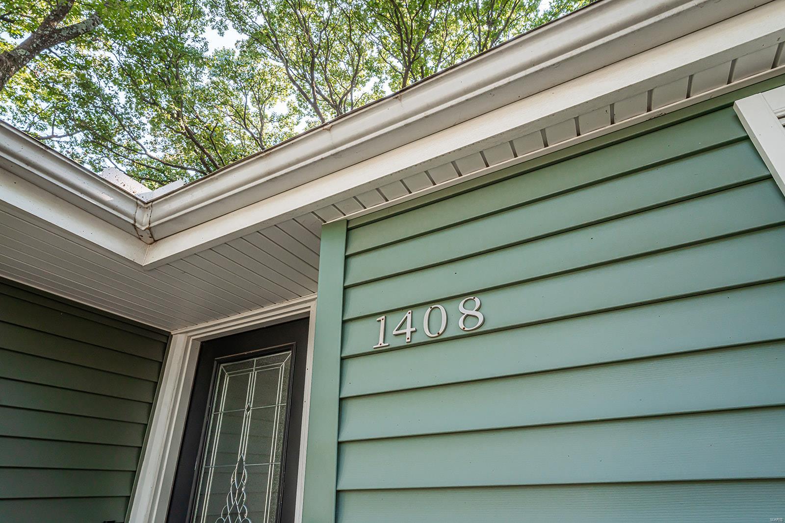 1408 Grant Road Webster Groves, MO 63119 - Photo 5 of 51 Gallery Image 5