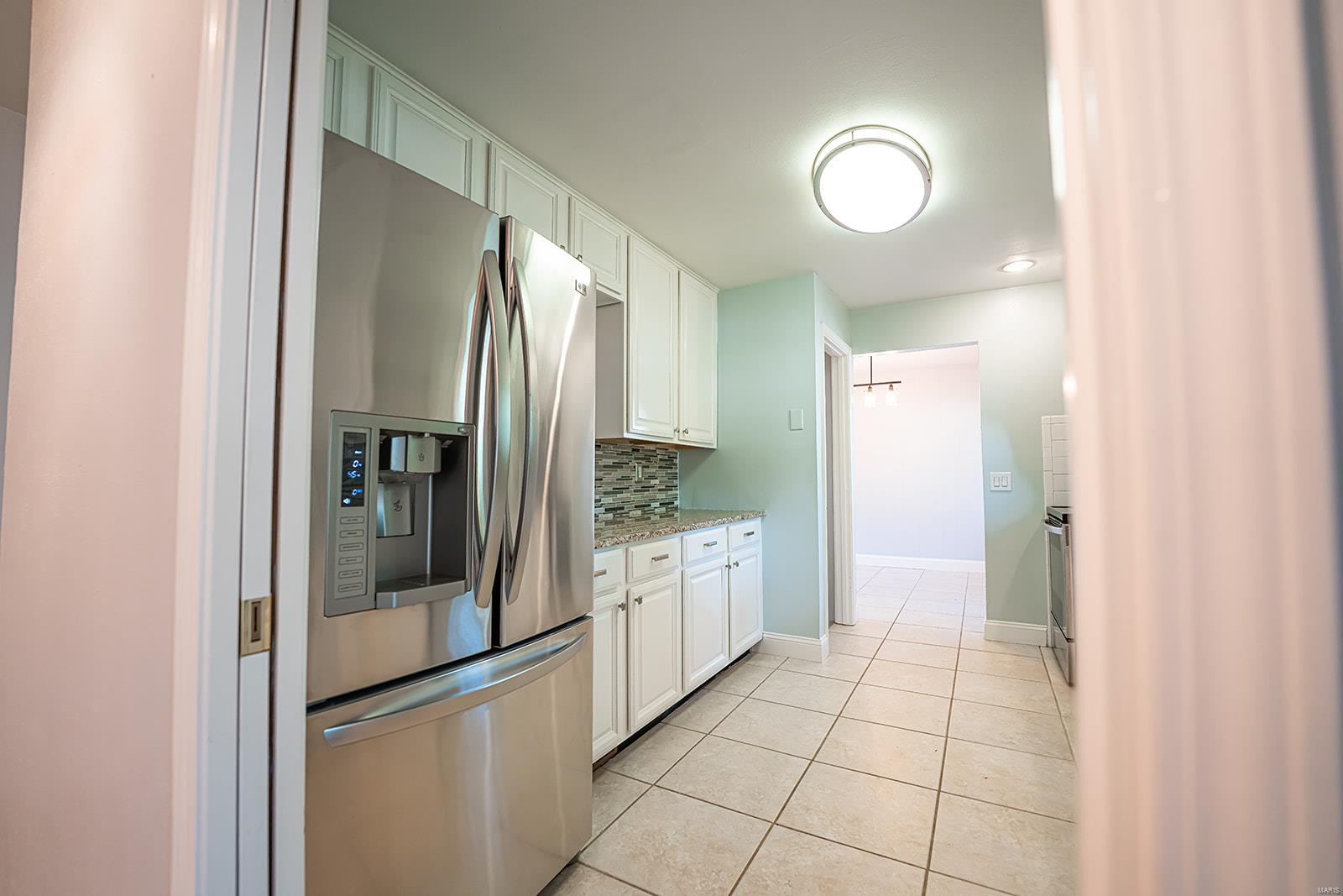 1408 Grant Road Webster Groves, MO 63119 - Photo 7 of 51 Gallery Image 7