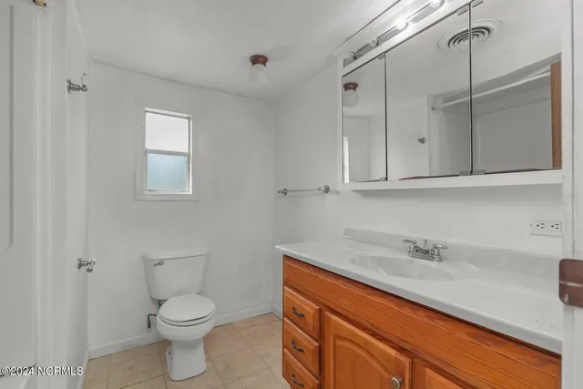 $950 | 119 Starwood Circle, Unit 9, Jacksonville, NC 28540