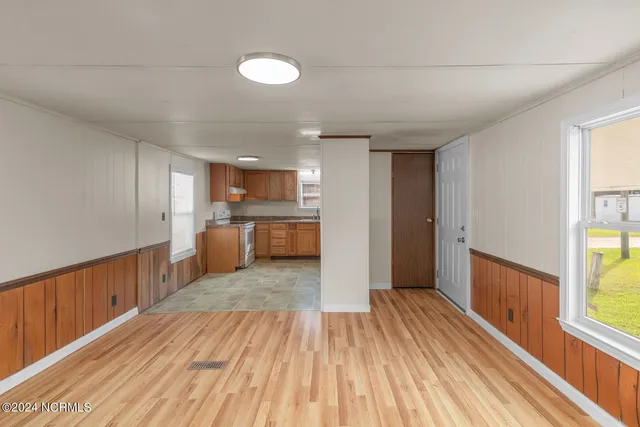 $950 | 119 Starwood Circle, Unit 9, Jacksonville, NC 28540