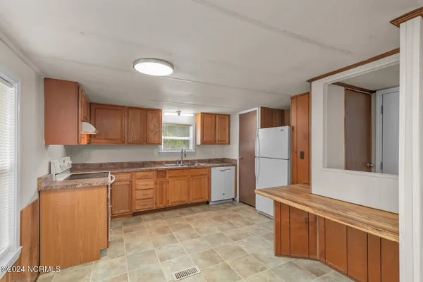 $900 | 119 Starwood Circle, Unit 9, Jacksonville, NC 28540