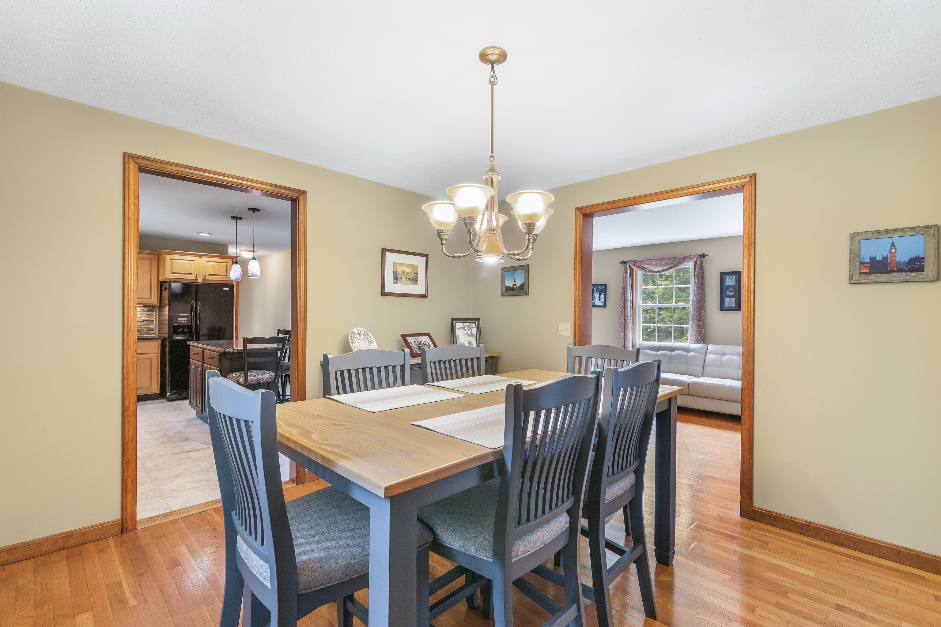 33 New Merrimack Road Bedford, NH 03110 - Photo 11 of 40