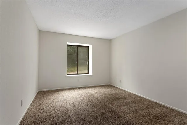 $199,000 | 1111 North 84th Terrace, Kansas City, KS 66112