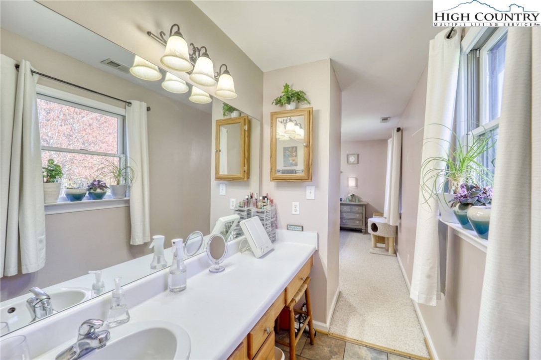194 Pine Hill Road Boone, NC 28607 - Photo 25 of 47 Gallery Image 25