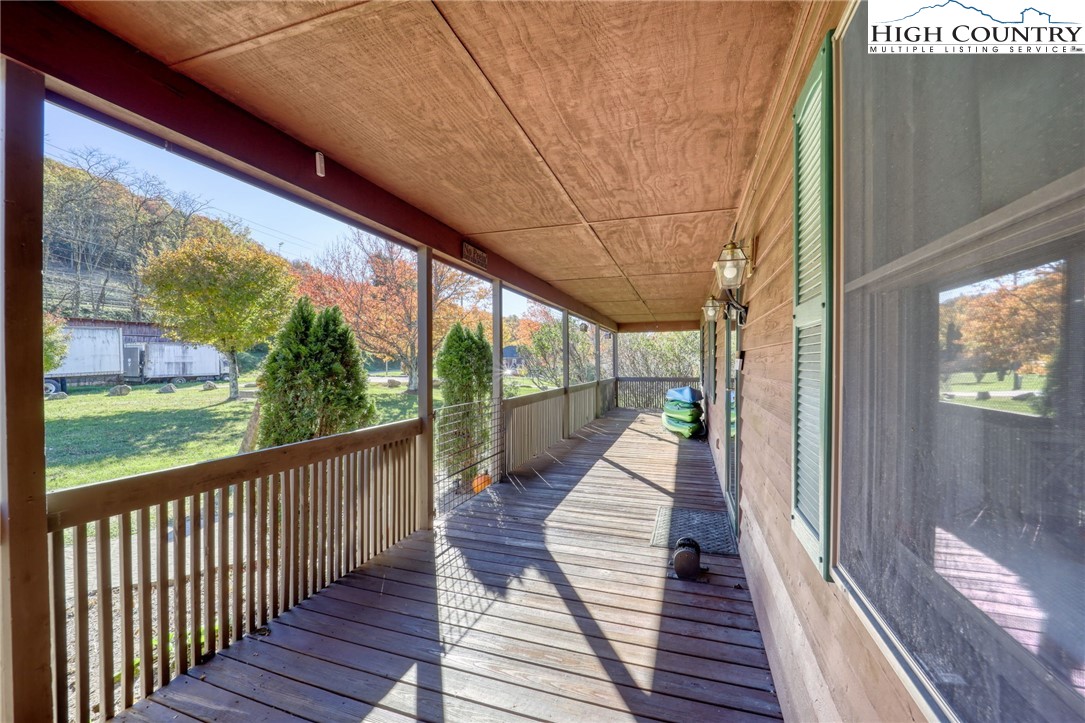 194 Pine Hill Road Boone, NC 28607 - Photo 4 of 47 Gallery Image 4