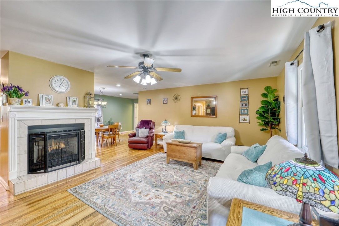 194 Pine Hill Road Boone, NC 28607 - Photo 8 of 47 Gallery Image 8