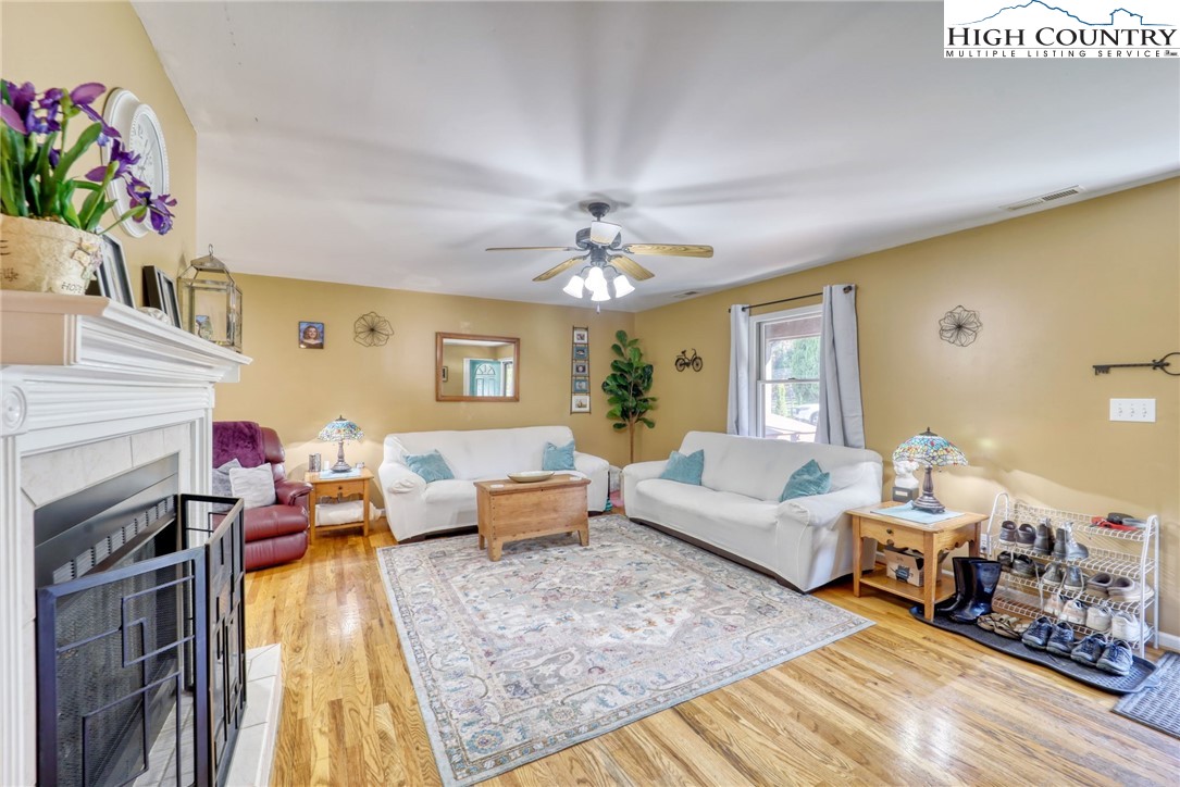 194 Pine Hill Road Boone, NC 28607 - Photo 9 of 47 Gallery Image 9