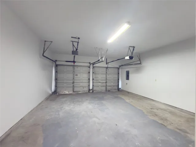 a view of a garage room