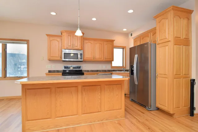 $569,900 | 12796 Bluebird Street Northwest, Coon Rapids, MN 55448