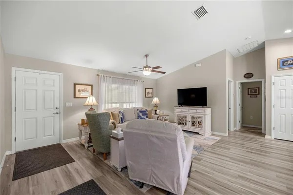 $305,000 | 19839 Southwest 59th Lane, Dunnellon, FL 34431