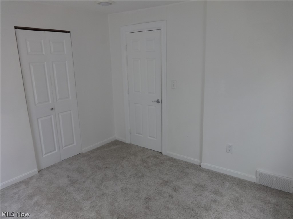 7419 Jameson Road Parma, OH 44129 - Photo 20 of 33