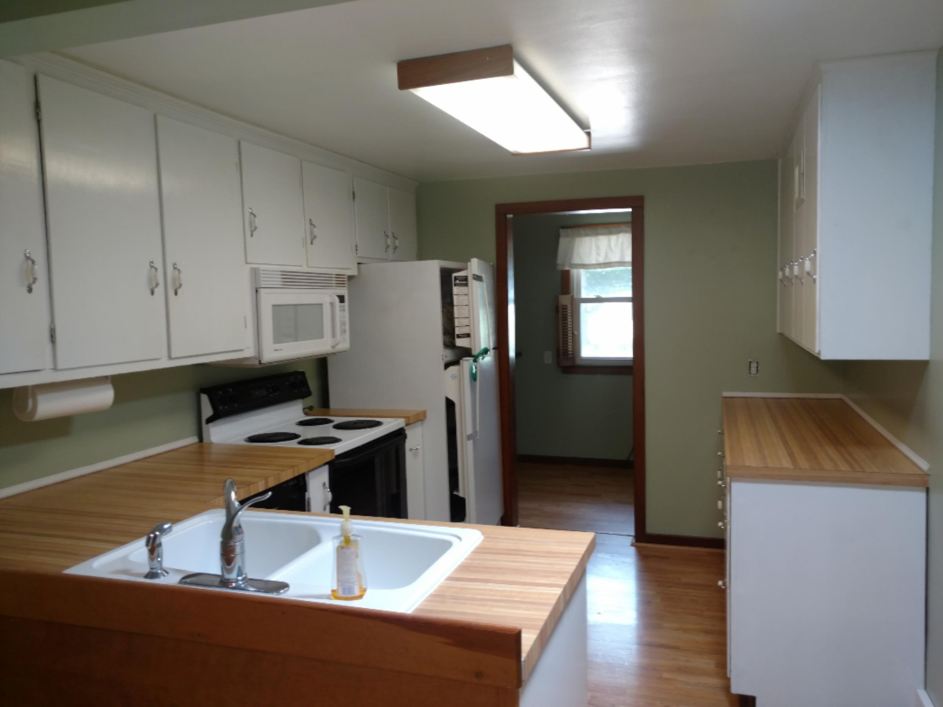 405 West Gilson Street Edmore, MI 48829 - Photo 2 of 16 IMG_20170717_144252014