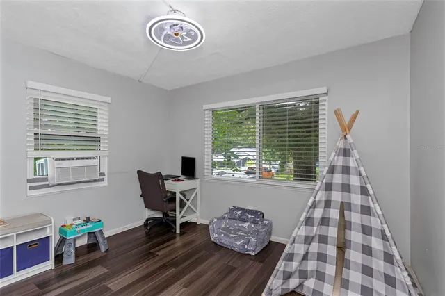 $370,000 | 733 New Jersey Street, Clearwater, FL 33756